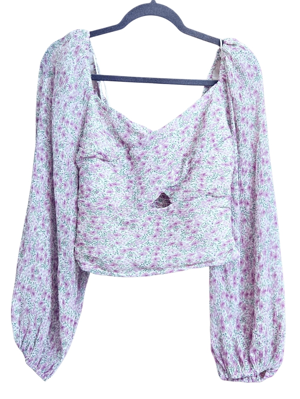 ASTR The Label Purple Ditsy Floral Cropped Balloon Sleeve Smocked Top Size Med